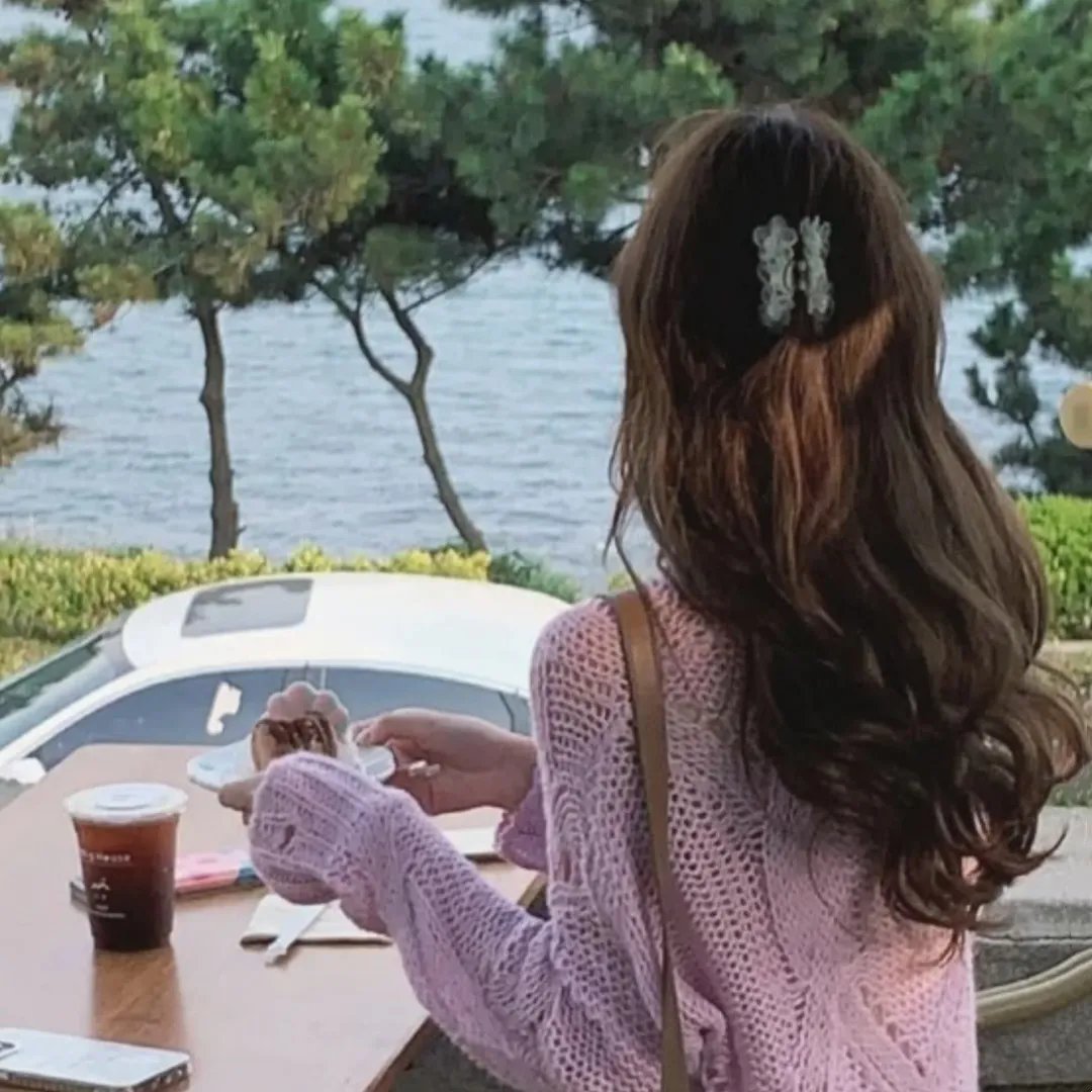 寂寞喧哗 海报